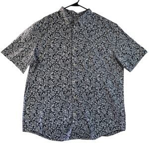 St. John's Bay Mens Blue/White Short Sleeve Button Up Size XL